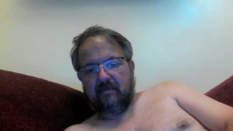 Snapshot of robxx32 chatting on 10, 7, 2026 robxx32 online show from 10, 7, 2026