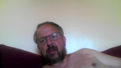 Snapshot of robxx32 chatting on 19, 7, 2026 robxx32 online show from 19, 7, 2026