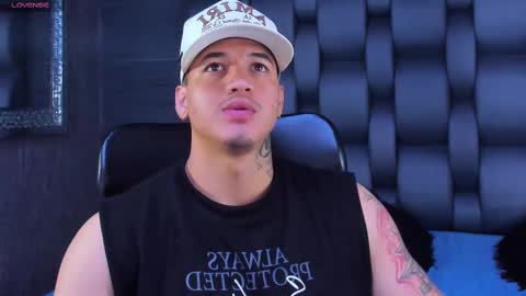 rocco_santos online show from 9, 11, 2025