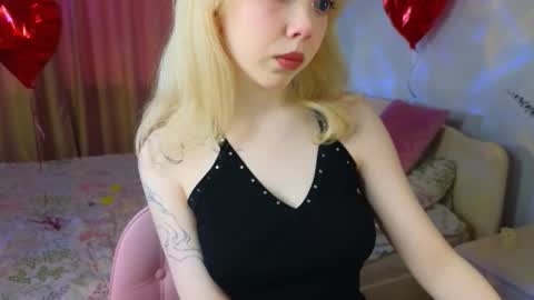 rochelle_dolly online show from 20, 3, 2026