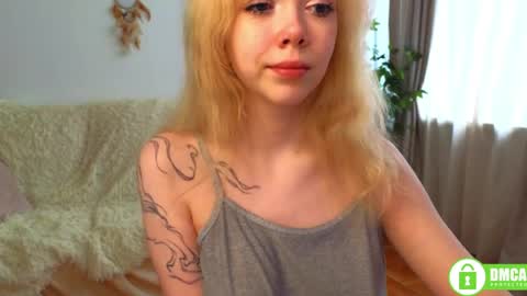 Snapshot of rochelle_dolly chatting on 22, 5, 2026 rochelle_dolly online show from 22, 5, 2026