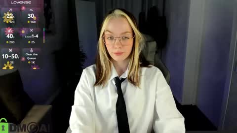 Snapshot of rockett_bunny chatting on 15, 4, 2026 Rockett online show from 15, 4, 2026