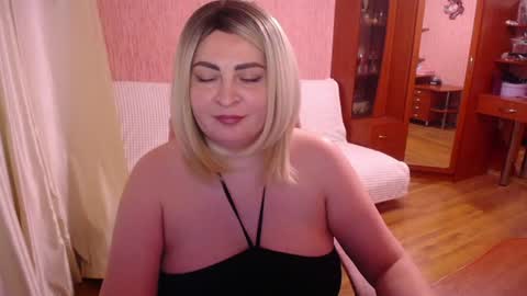 Snapshot of rocknlinxx chatting on 19, 7, 2026 Rocknlinxx online show from 19, 7, 2026