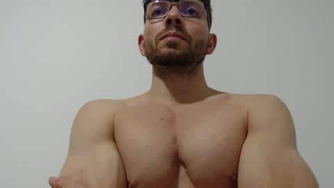 rocky muscle online show from 25, 3, 2026