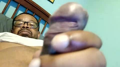 Snapshot of rodney504766 chatting on 10, 12, 2024 rodney504766 online show from 10, 12, 2024