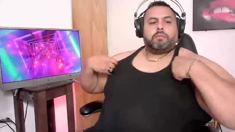 Snapshot of rodrixxx54 chatting on 14, 1, 2025 rodrixxx54 online show from 14, 1, 2025