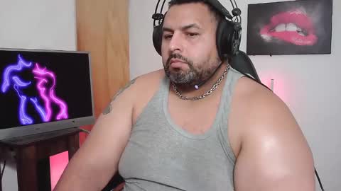 Snapshot of rodrixxx54 chatting on 2, 2, 2025 rodrixxx54 online show from 2, 2, 2025