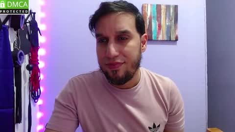 Thiago independent model online show from 3, 2, 2026