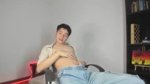 Snapshot of rofflust chatting on 21, 2, 2026 Roff Lust online show from 21, 2, 2026