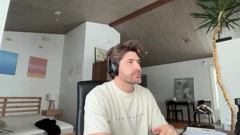 Roger Sterling online show from 17, 2, 2026