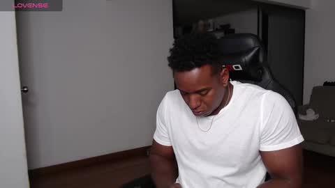 Snapshot of rogger_physique chatting on 29, 1, 2025 Rogger online show from 29, 1, 2025