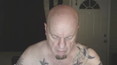 Snapshot of roinaz chatting on 5, 4, 2026 roinaz online show from 5, 4, 2026