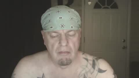 Snapshot of roinaz chatting on 28, 4, 2026 roinaz online show from 28, 4, 2026