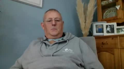 Snapshot of rokard121 chatting on 10, 1, 2025 rokard121 online show from 10, 1, 2025