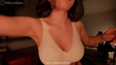 Valery Roldans online show from 12, 2, 2026