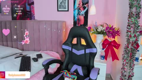 Snapshot of rolyloren chatting on 7, 12, 2024 Marcela online show from 7, 12, 2024