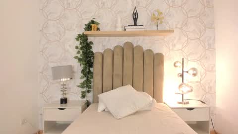   online show from 24, 2, 2025