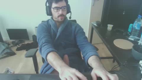 romainb72 online show from 29, 1, 2025