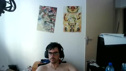 Snapshot of romainb72 chatting on 24, 6, 2026 romainb72 online show from 24, 6, 2026