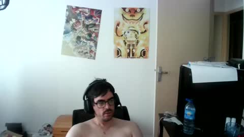 Snapshot of romainb72 chatting on 31, 7, 2026 romainb72 online show from 31, 7, 2026