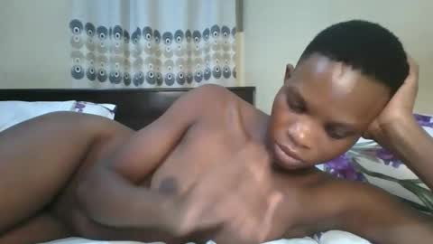 Snapshot of romantic2u4 chatting on 18, 1, 2026 Emma online show from 18, 1, 2026