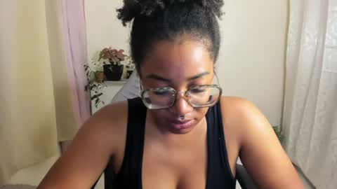 Snapshot of romantic_stargirl chatting on 3, 7, 2026 Is A Belle online show from 3, 7, 2026