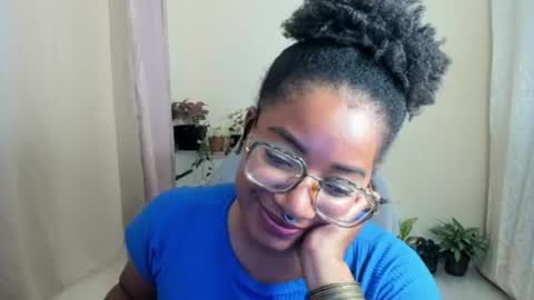 Snapshot of romantic_stargirl chatting on 5, 7, 2026 Is A Belle online show from 5, 7, 2026