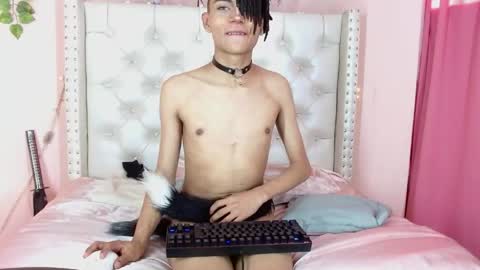 Snapshot of romeo_laurient chatting on 15, 4, 2026 ROMEO online show from 15, 4, 2026