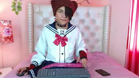 Snapshot of romeo_laurient chatting on 8, 5, 2026 ROMEO online show from 8, 5, 2026