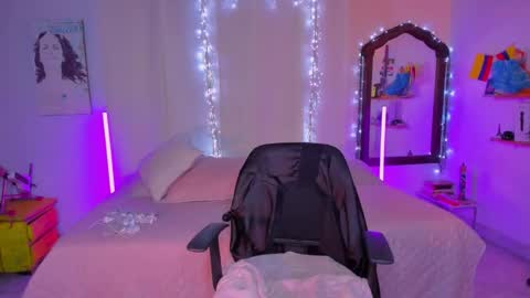 Romi Rouse online show from 23, 10, 2025