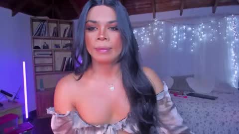 Snapshot of romirousexx chatting on 11, 2, 2026 Romi Rouse online show from 11, 2, 2026