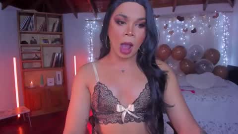 Snapshot of romirousexx chatting on 15, 2, 2026 Romi Rouse online show from 15, 2, 2026