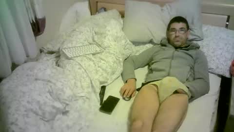 romson998181 online show from 19, 9, 2025