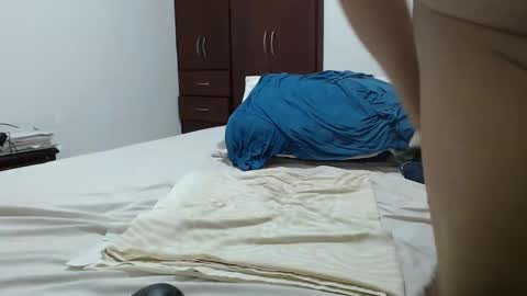    online show from 28, 2, 2025