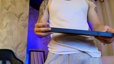 Ronny Colton online show from 12, 6, 2026