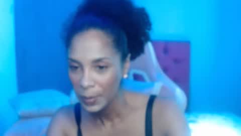 Snapshot of rosa_skinny chatting on 11, 7, 2026 rosa online show from 11, 7, 2026