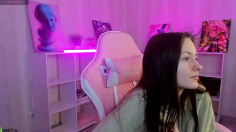 Snapshot of rosa_vaughn chatting on 26, 4, 2026 Viola online show from 26, 4, 2026