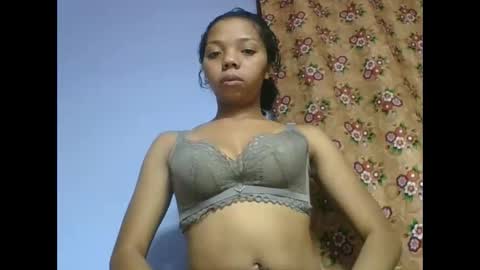 Snapshot of rosah225127 chatting on 26, 5, 2026 rosah225127 online show from 26, 5, 2026