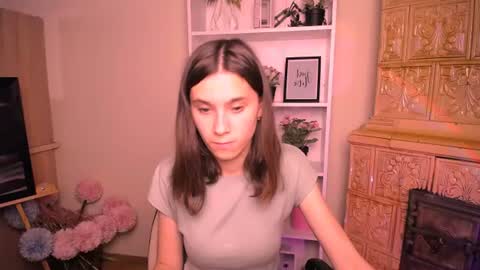 Snapshot of rosalais_ chatting on 26, 6, 2026 Rose online show from 26, 6, 2026