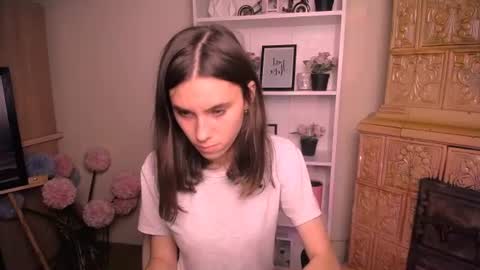 Snapshot of rosalais_ chatting on 16, 7, 2026 Rose online show from 16, 7, 2026