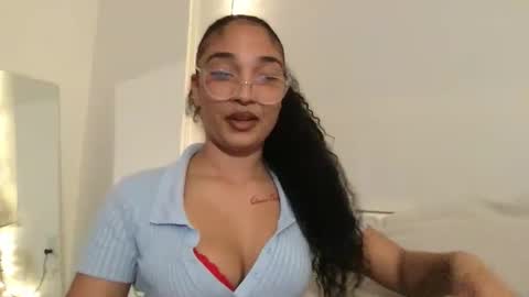 Snapshot of rosalinatoosexy chatting on 15, 2, 2026 Rosalina online show from 15, 2, 2026