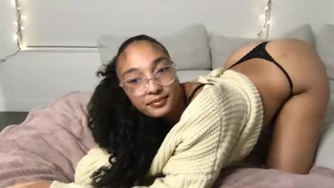 Snapshot of rosalinatoosexy chatting on 23, 4, 2026 Rosalina online show from 23, 4, 2026