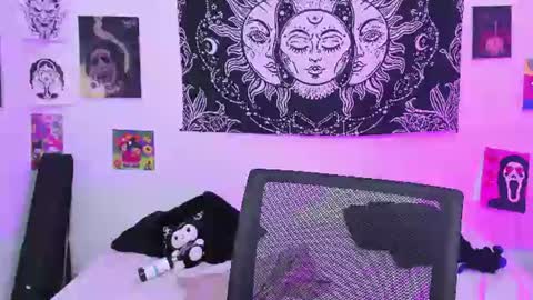 Snapshot of rose_72 chatting on 10, 7, 2026 Ally online show from 10, 7, 2026