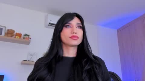 Rose Saenz online show from 28, 2, 2025