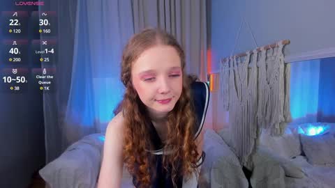 Snapshot of rose_charming_ chatting on 5, 12, 2024 Rose online show from 5, 12, 2024