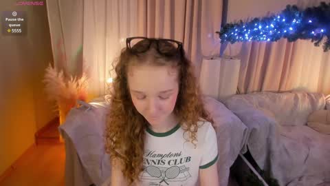 Snapshot of rose_charming_ chatting on 20, 12, 2024 Rose online show from 20, 12, 2024