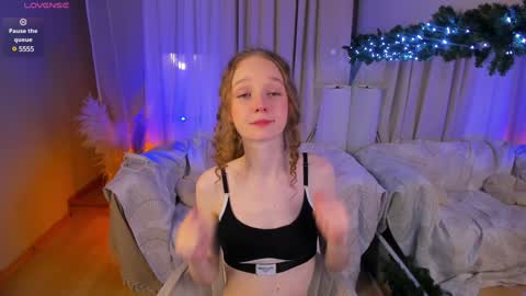 Snapshot of rose_charming_ chatting on 20, 12, 2024 Rose online show from 20, 12, 2024