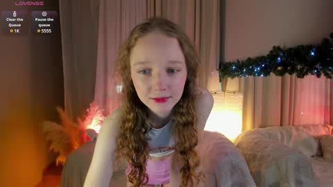Snapshot of rose_charming_ chatting on 1, 1, 2025 Rose online show from 1, 1, 2025