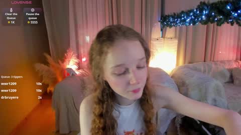 Snapshot of rose_charming_ chatting on 2, 1, 2025 Rose online show from 2, 1, 2025