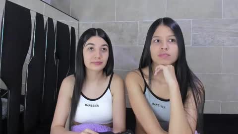 Rose y Miah online show from 17, 2, 2025